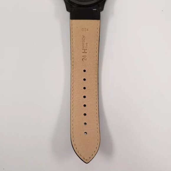 (66143-1) Gucci 1262 Watch - Picture 6 of 10